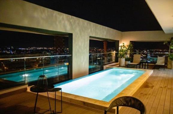 Torre Rialto Apartment Сантяго де лос Кабайерос Екстериор снимка