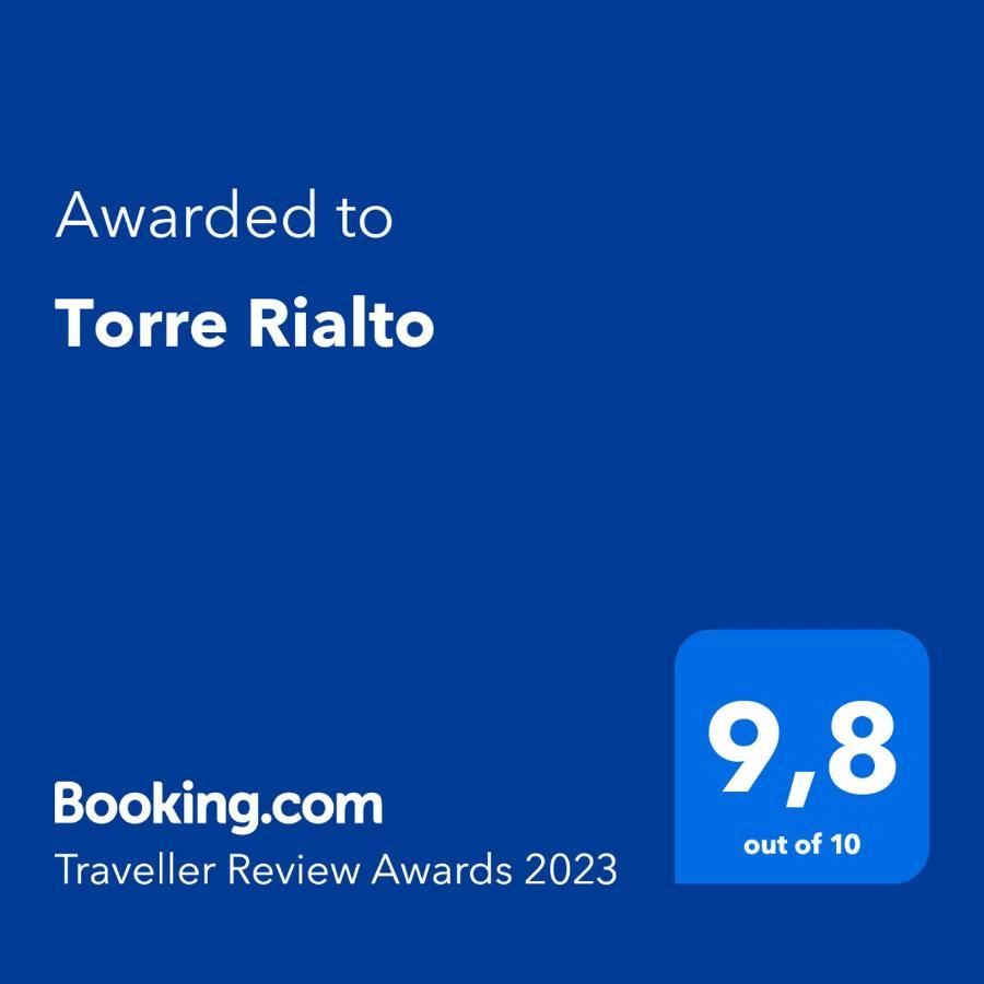 Torre Rialto Apartment Сантяго де лос Кабайерос Екстериор снимка