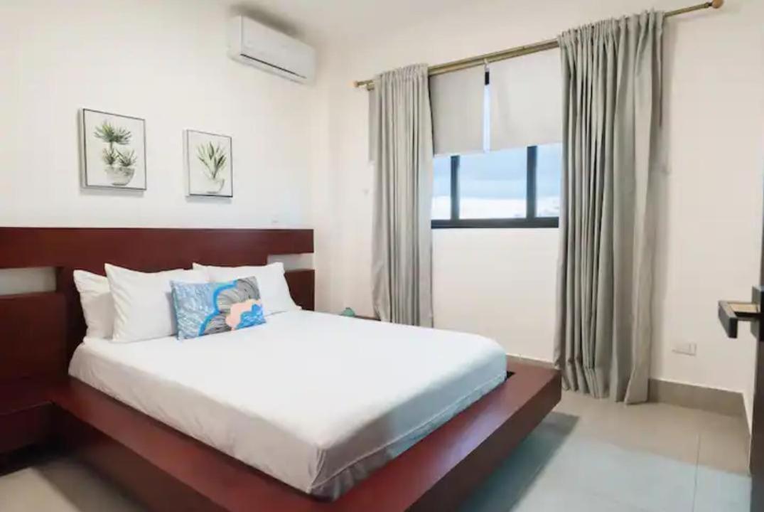 Torre Rialto Apartment Сантяго де лос Кабайерос Екстериор снимка