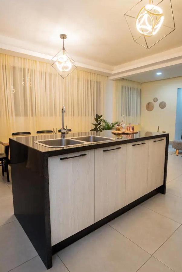 Torre Rialto Apartment Сантяго де лос Кабайерос Екстериор снимка